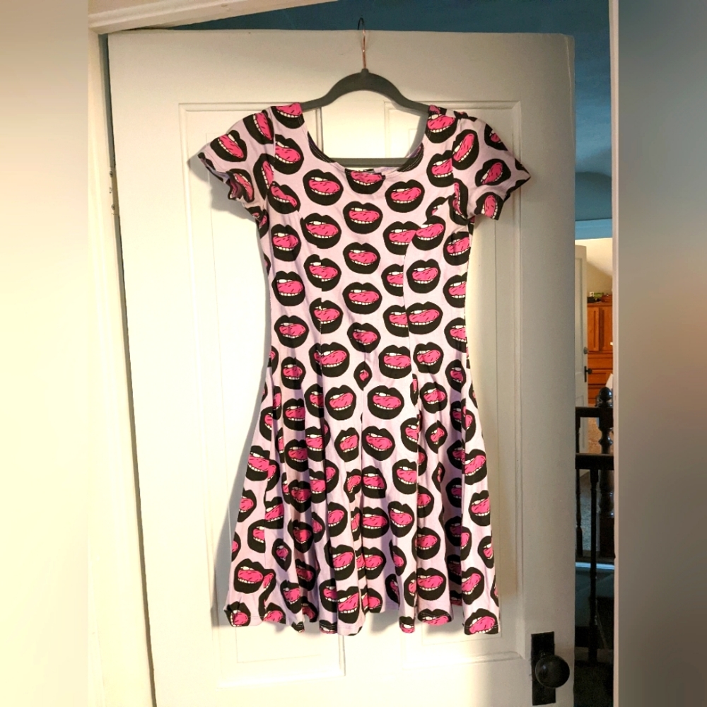 Nooworks mouth print romper